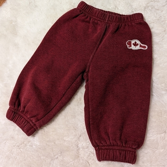 ROOTS baby sweatpants red Canada m 6-12mos - Picture 1 of 4